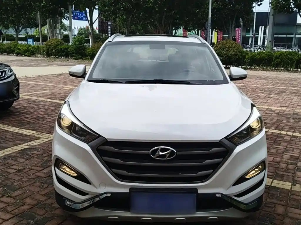 Hyundai Tucson 2015 1.6T Dual Clutch 2WD Smart фото 3