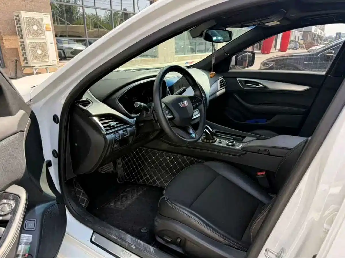 Cadillac CT5 2022 28T Fashion Edition фото 8