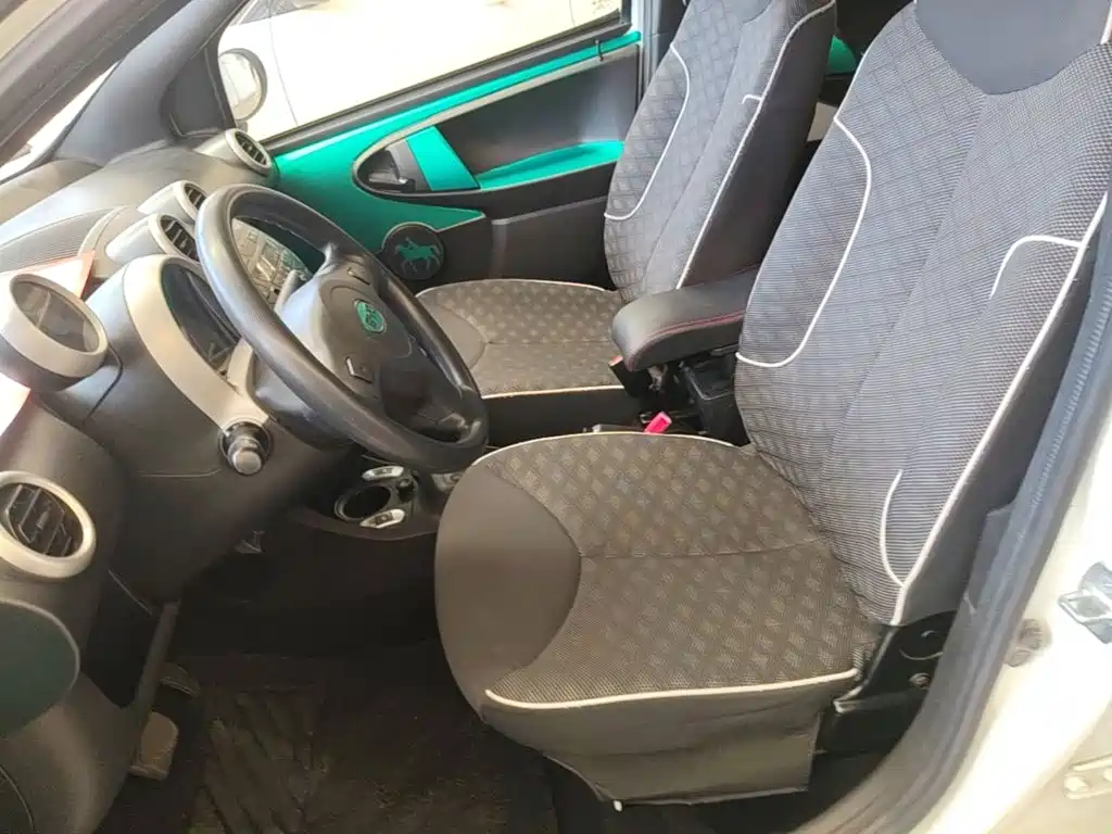 BYD F0 2017 2015 1.0L AMT Xuan Cool Edition