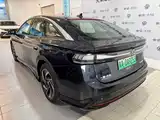 Photo 8 - Volkswagen ID.7