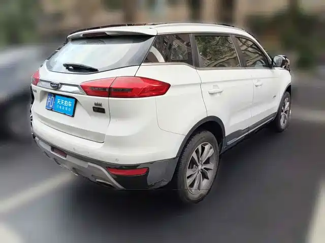 Geely Boyue 2016 1.8TD Automatic Prestige Type — фото 2