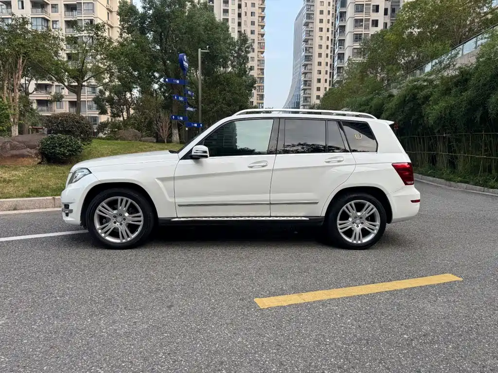 صورة 3 - Mercedes-Benz GLK-Class
