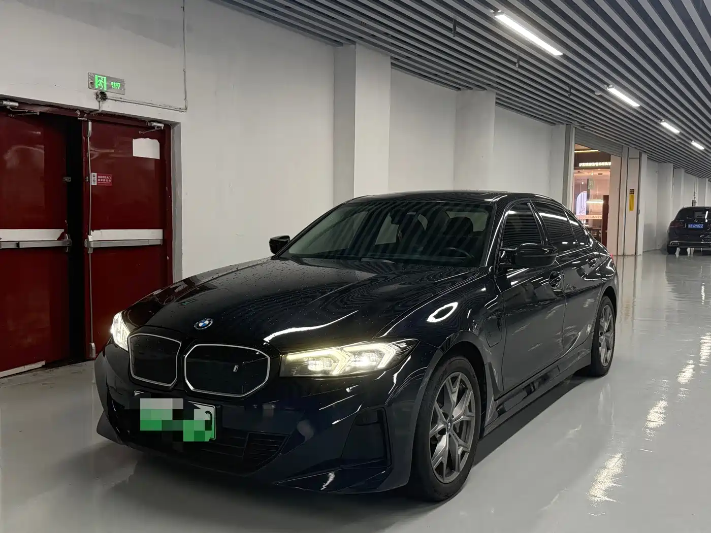 BMW i3 2025