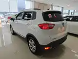 Фото 5 - Changan CS15