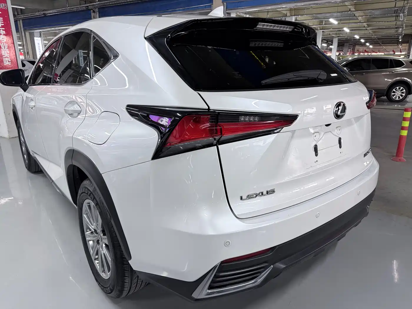 LEXUS NX