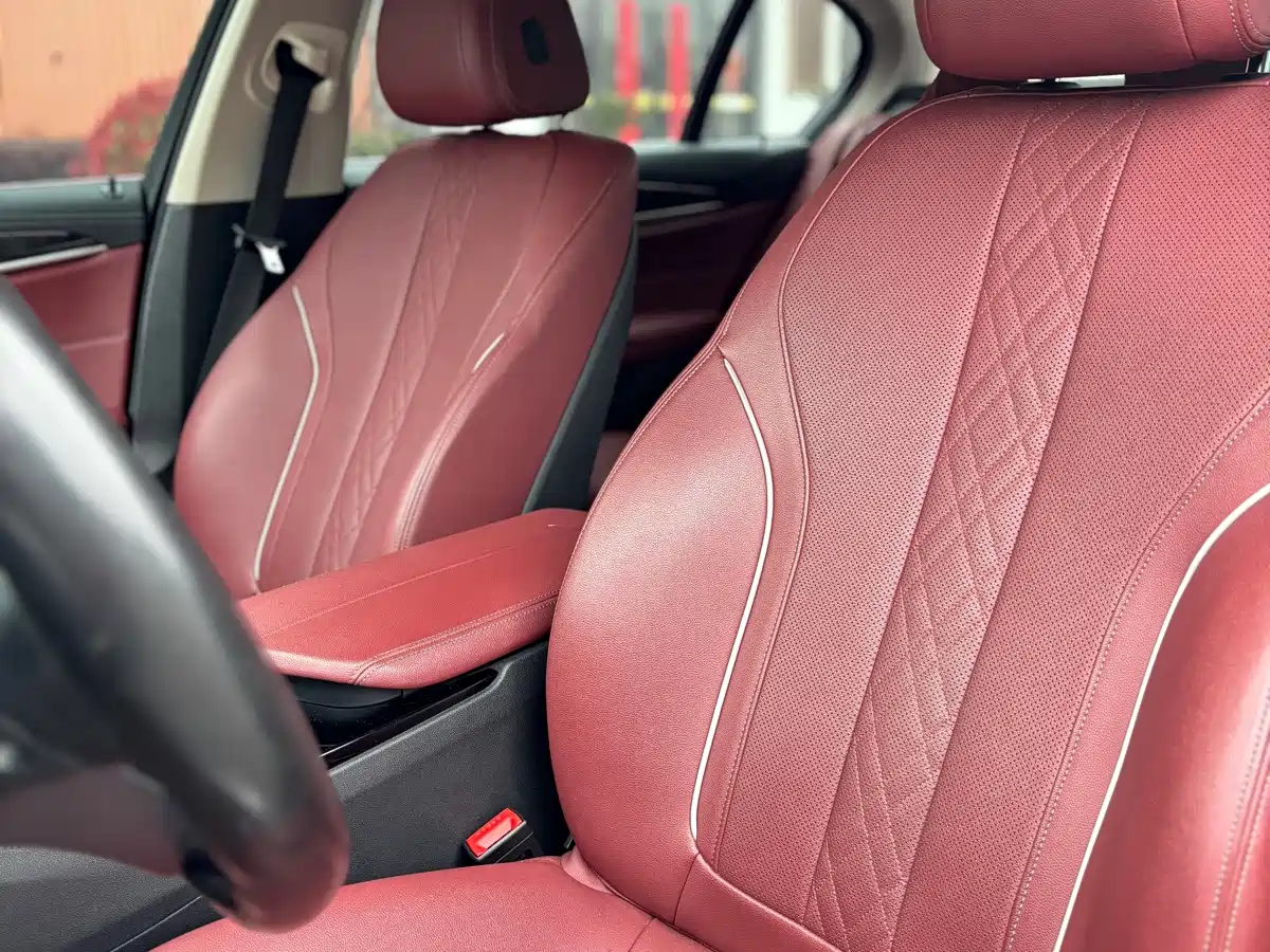 BMW 5 Series 2021 525Li M Sport Package фото 9