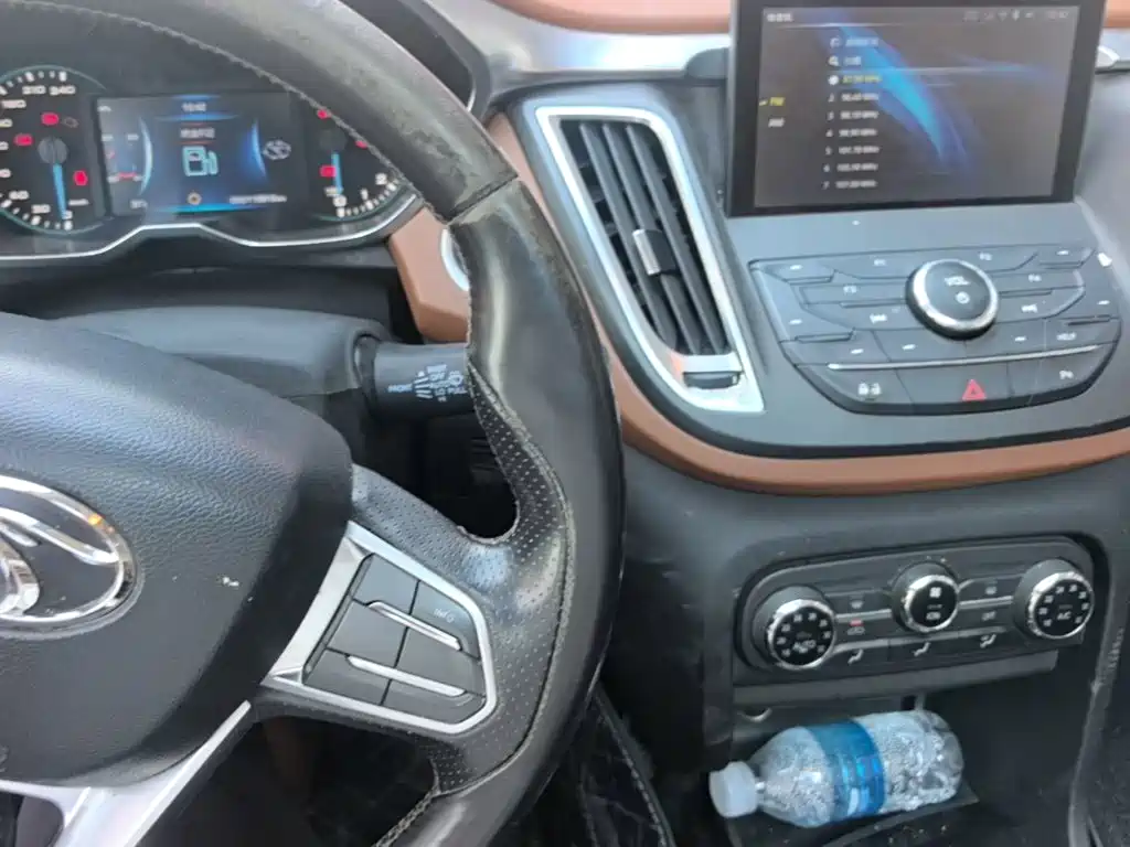 Soueast DX7 2015 2015 1.5T Manual Luxury