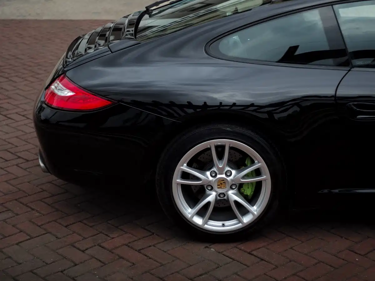 Porsche 911 2010 Carrera 3.6L фото 13