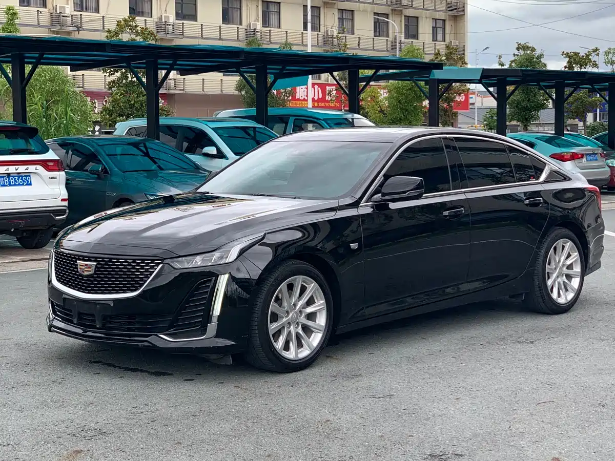 Cadillac CT5 2021 28T Fashion