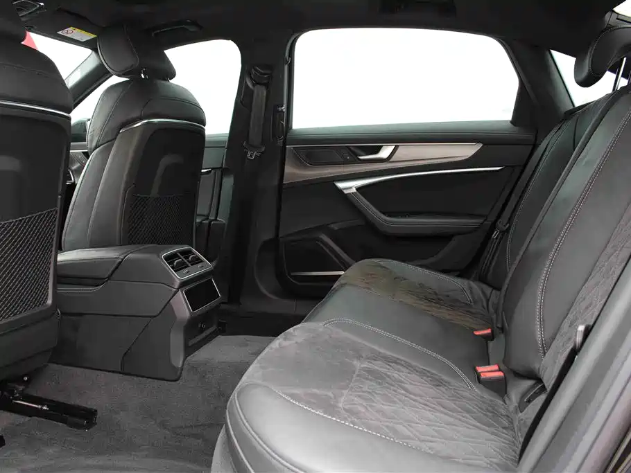 Audi A6L 2021 55 TFSI quattro Premium Dynamic фото 16