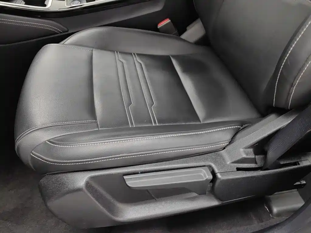BYD Qin 2021 2019 1.5L Automatic Luxury Edition