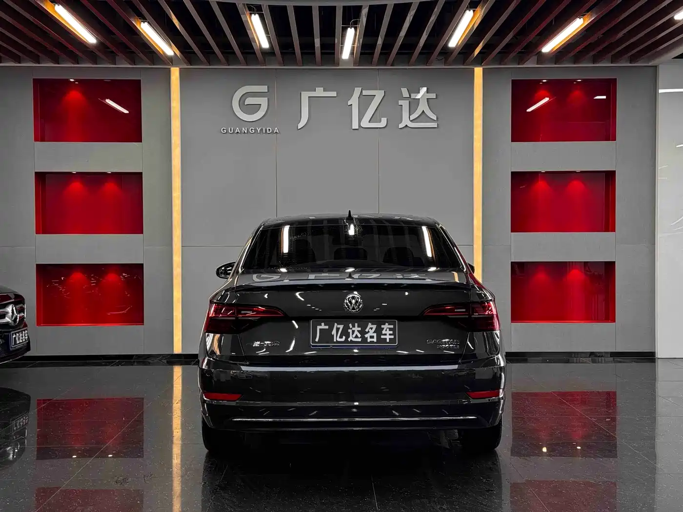 Volkswagen Sagitar, миниатюра 11