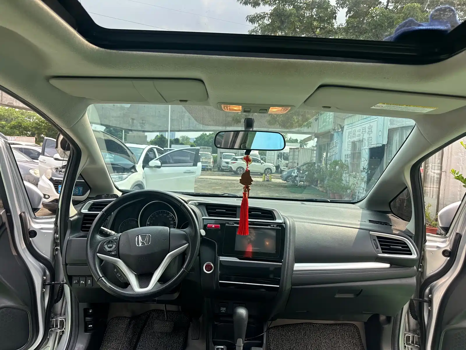 Photo 17 - Honda Fit