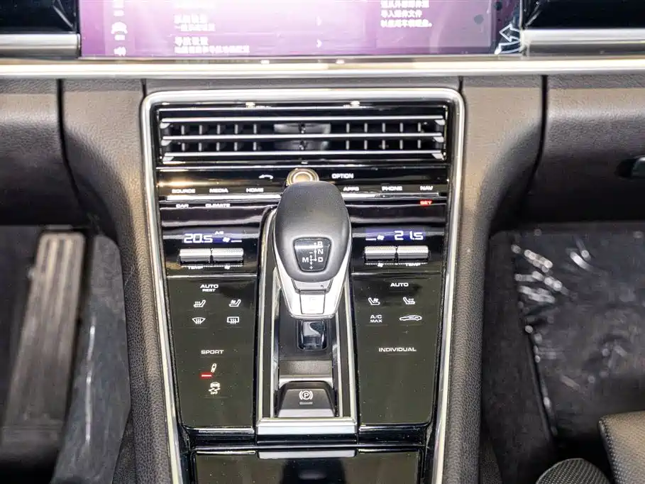 Porsche Panamera 2019 Panamera 2.9T фото 16