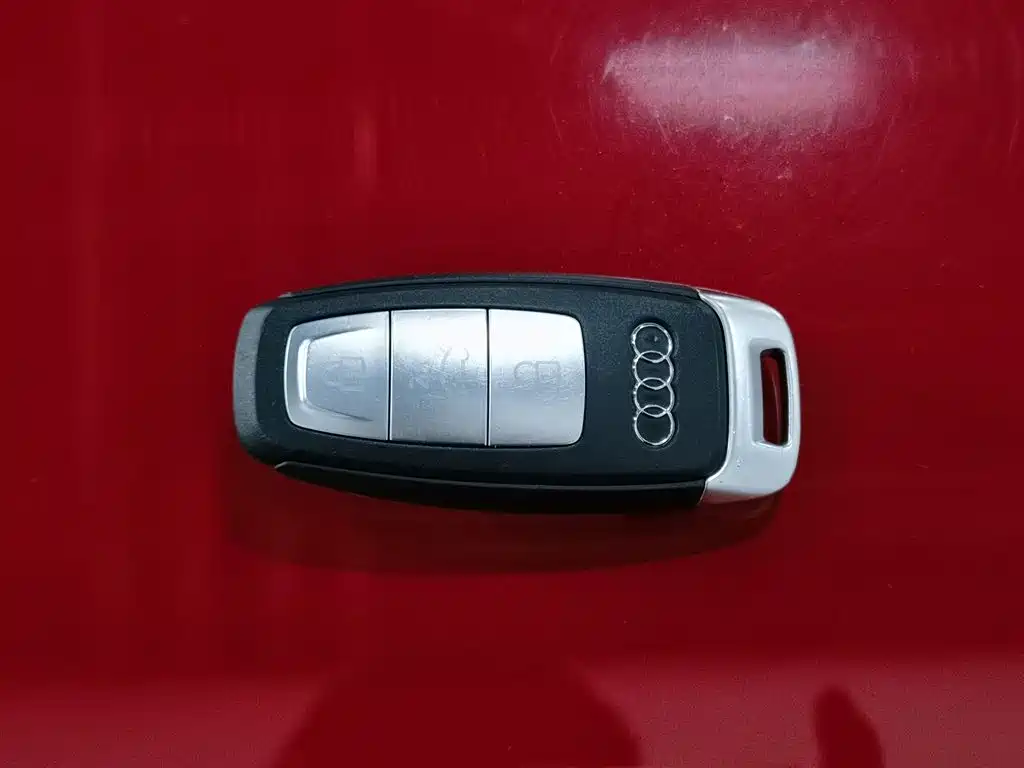 Audi A3 2023 Facelift Sportback 35 TFSI Luxury Sport фото 19