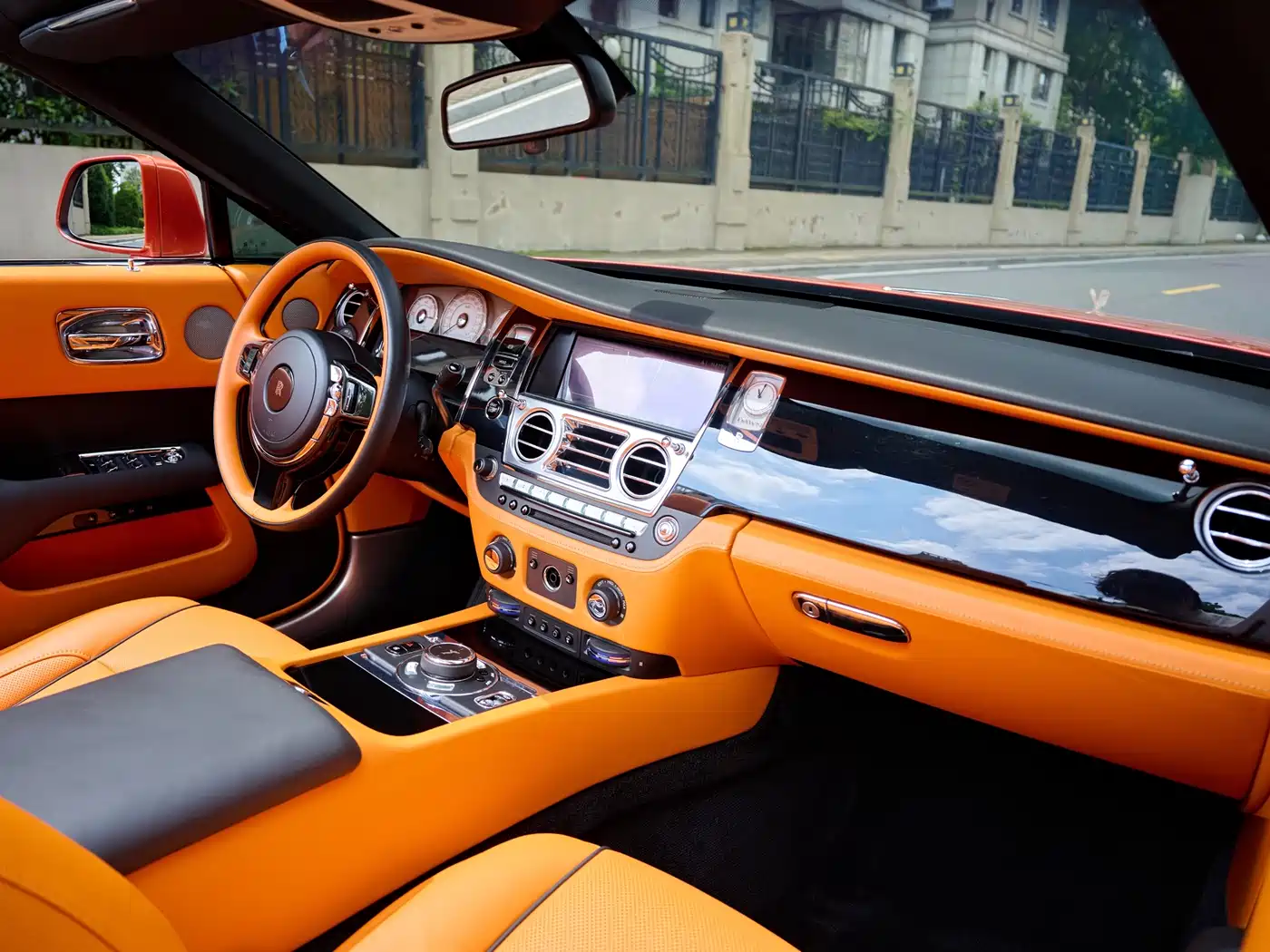 Rolls-Royce Dawn 2017 2015 6.6T Standard