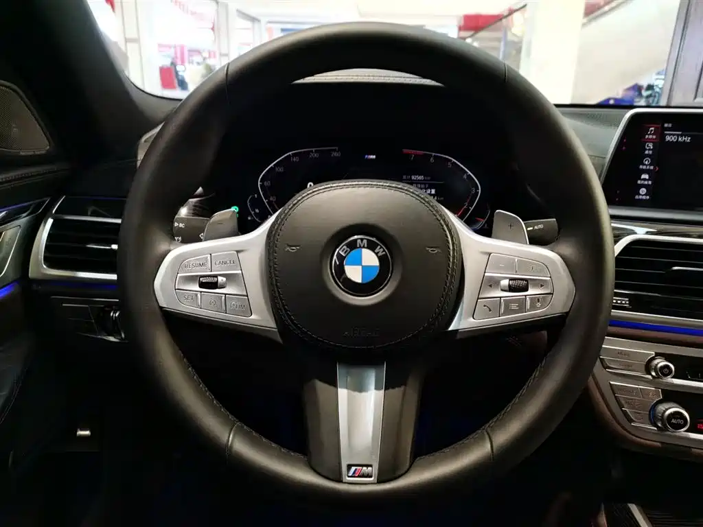 BMW 7 Series 2019 Facelift 740Li Leading M Sport Package фото 10