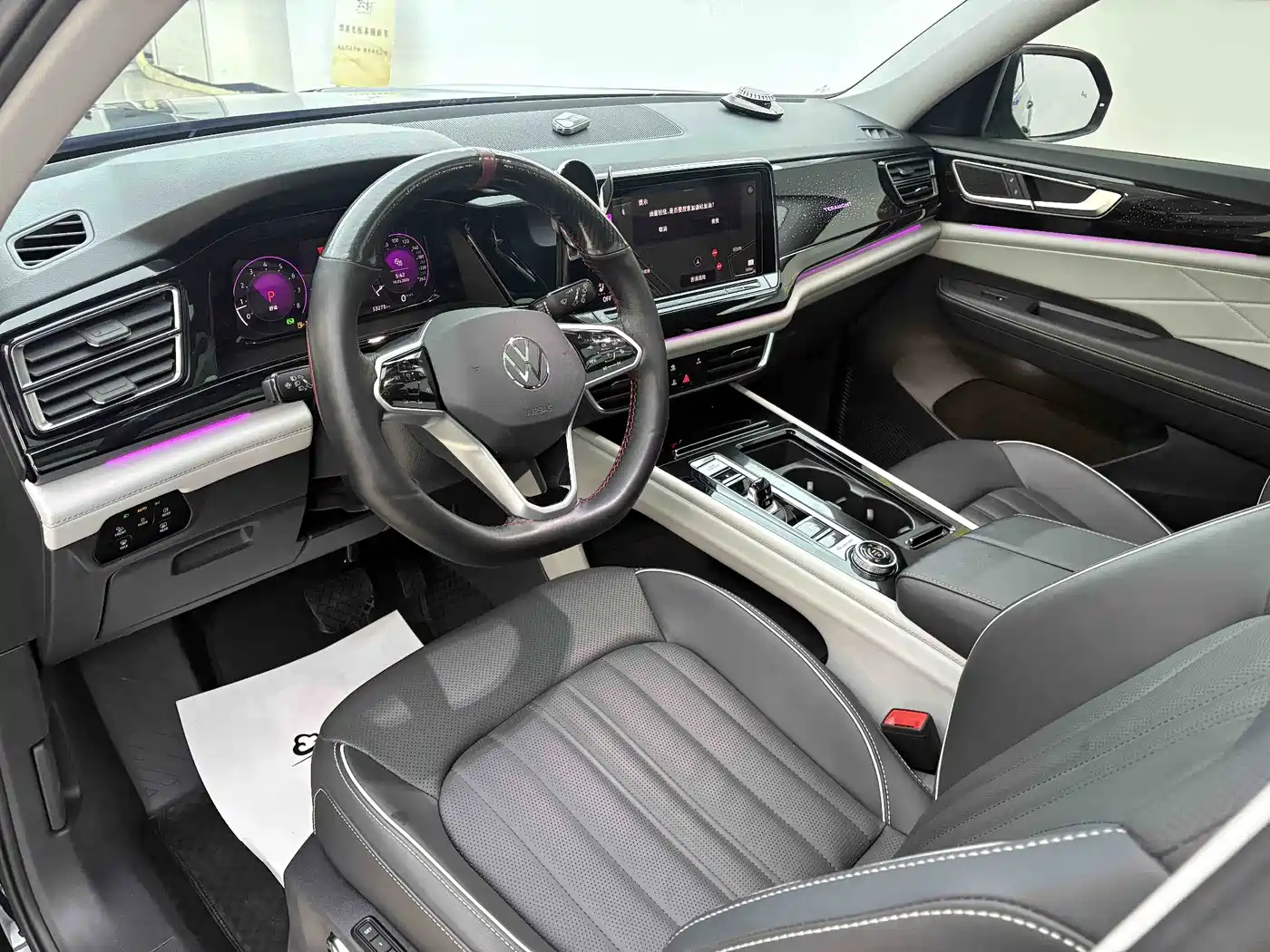 Volkswagen Teramont 2023 380TSI AWD Premium Luxury Edition фото 8