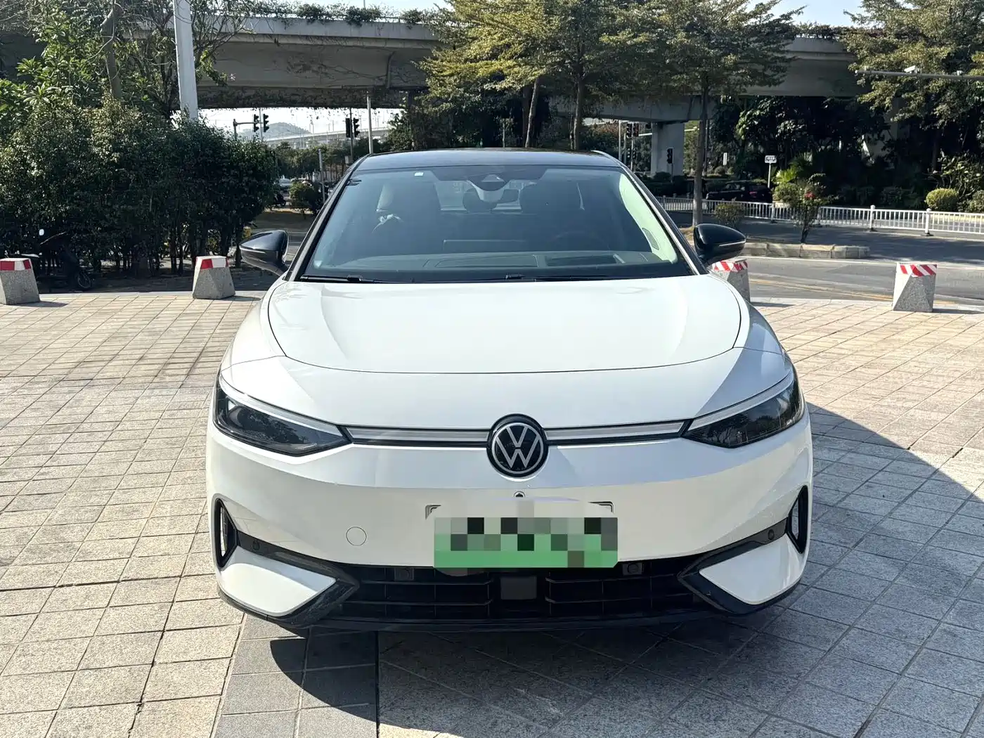 VOLKSWAGEN ID.7 VIZZION