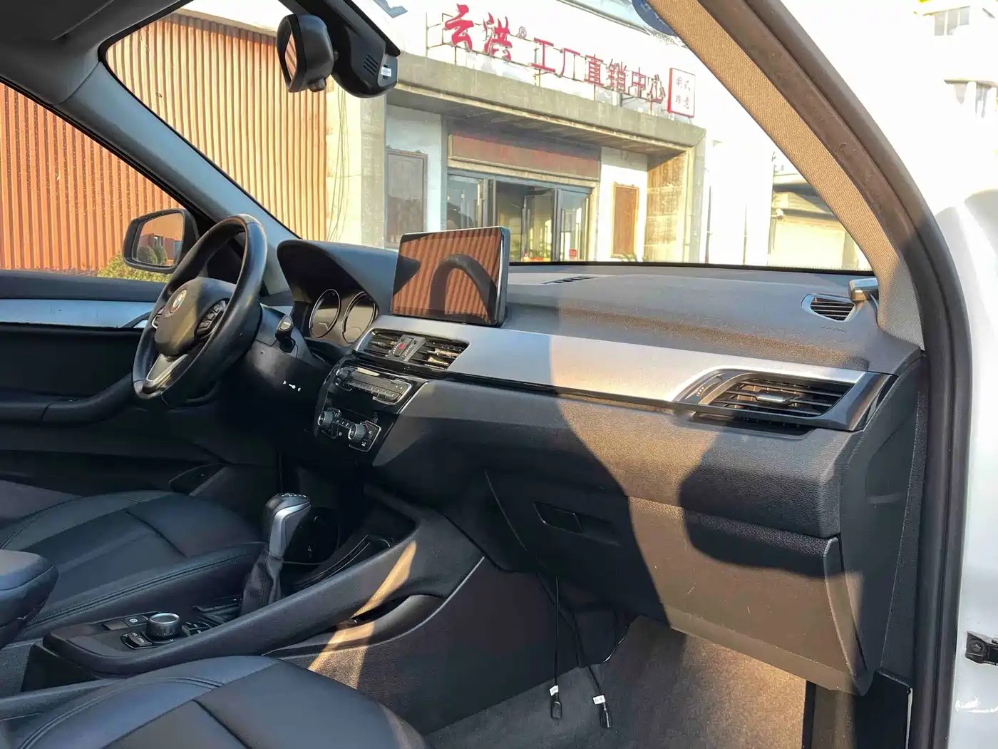BMW X1 2019 sDrive20Li Leading Model фото 10