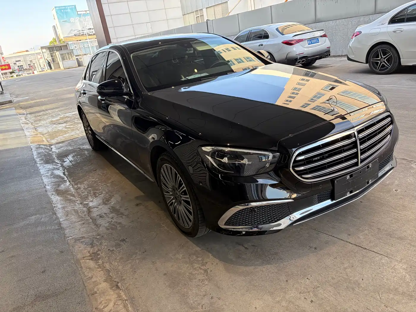 Mercedes-Benz E-Class 2022 E 300 L Luxury фото 4