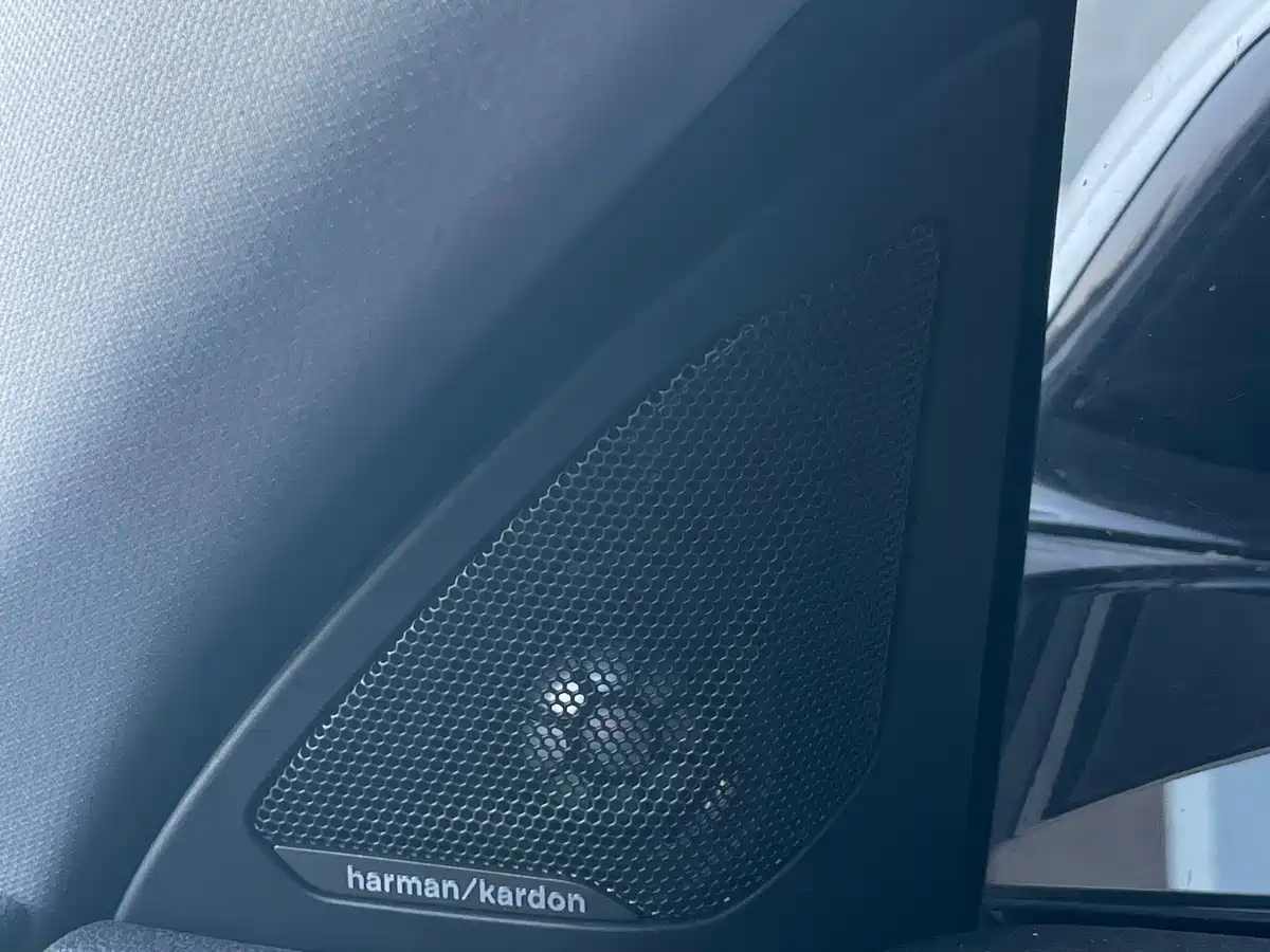 Фото 9 - BMW 2 Series (Import)