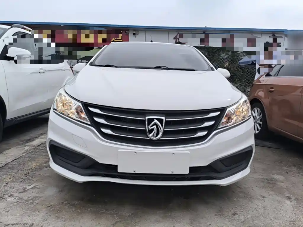 Фото 3 - Baojun 310