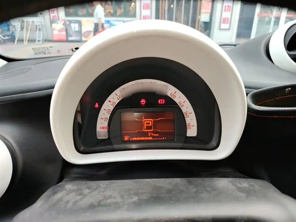 smart forfour 2019 2018 1.0L 52kW Agile Edition