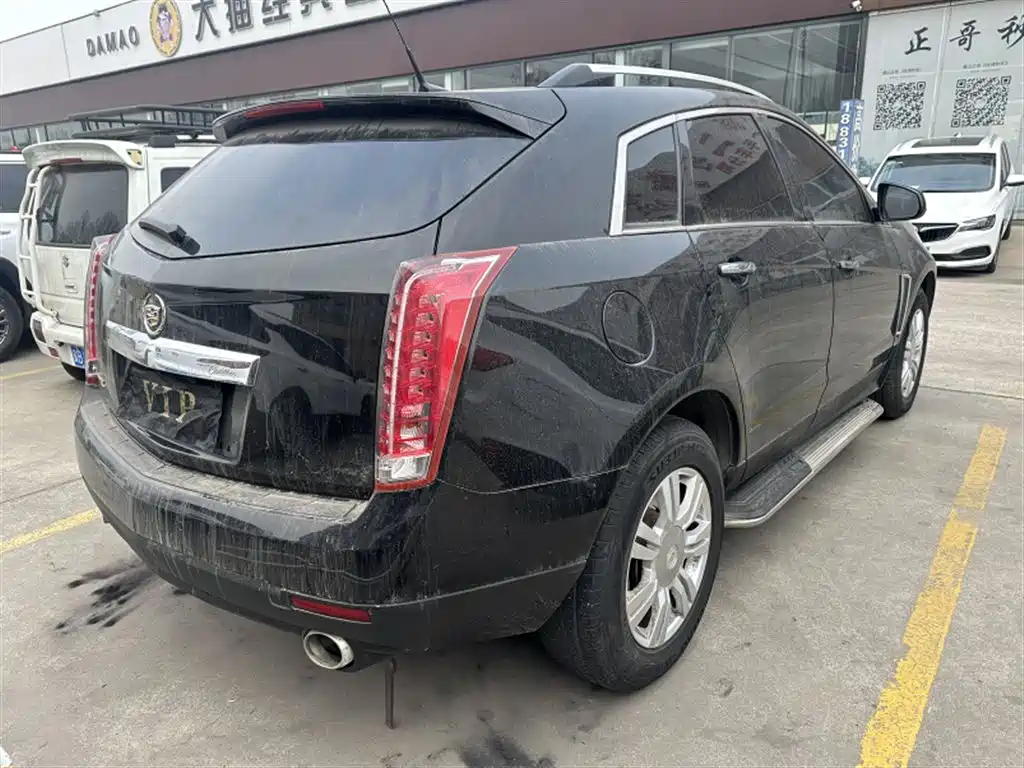 Cadillac SRX 2015 3.0L Leading фото 3