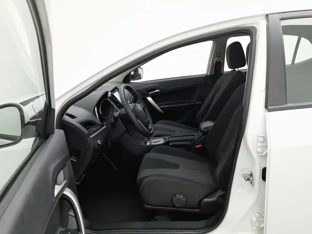 MG MG5 2013 2012 1.5L Automatic Luxury Edition