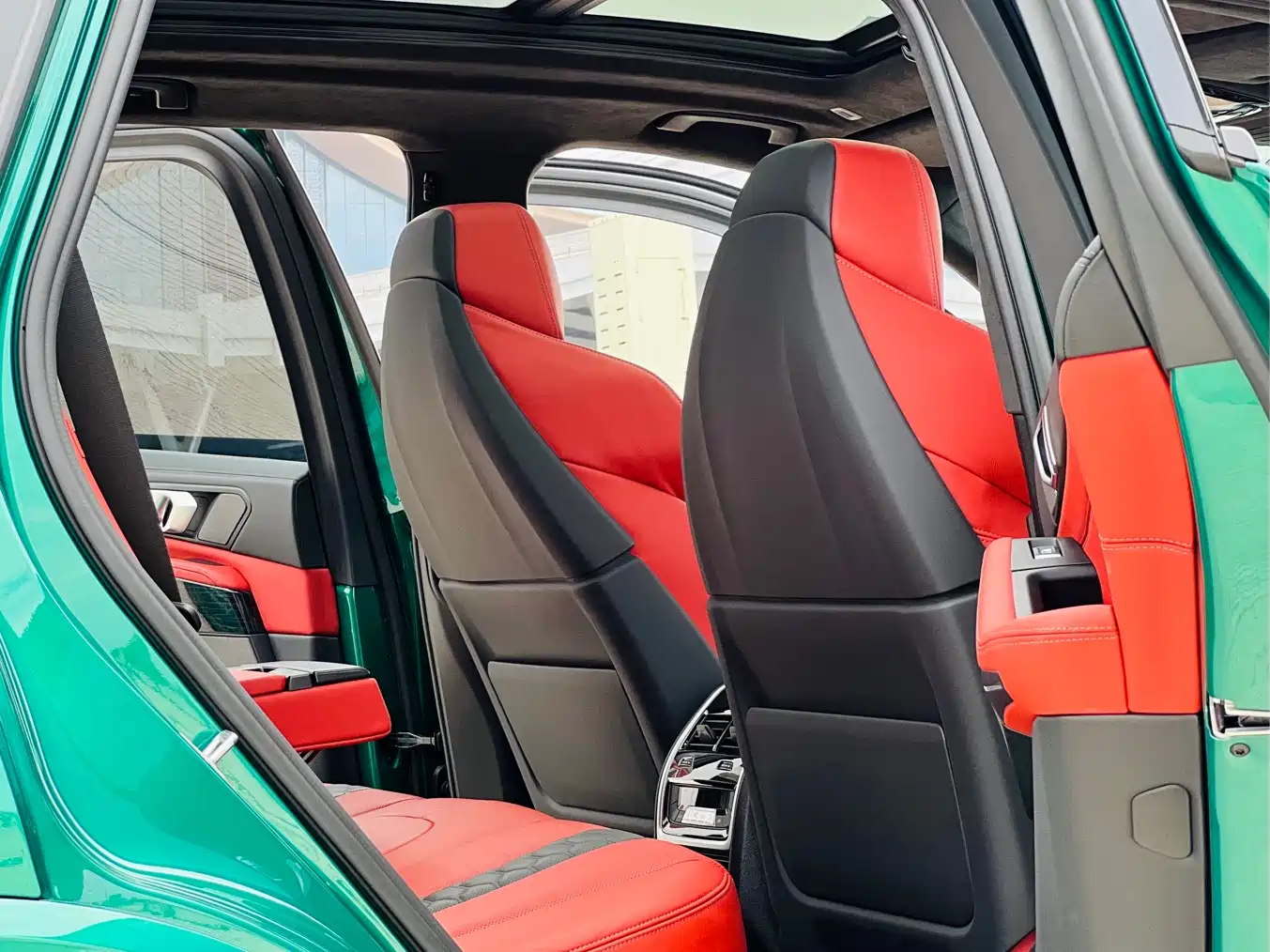 BMW X5 M 2023 Model X5 M Thunder Edition фото 7
