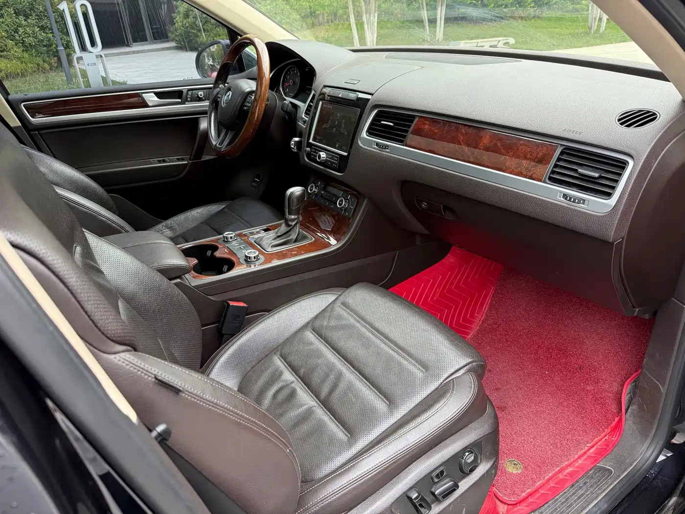 Фото 8 - Volkswagen Touareg