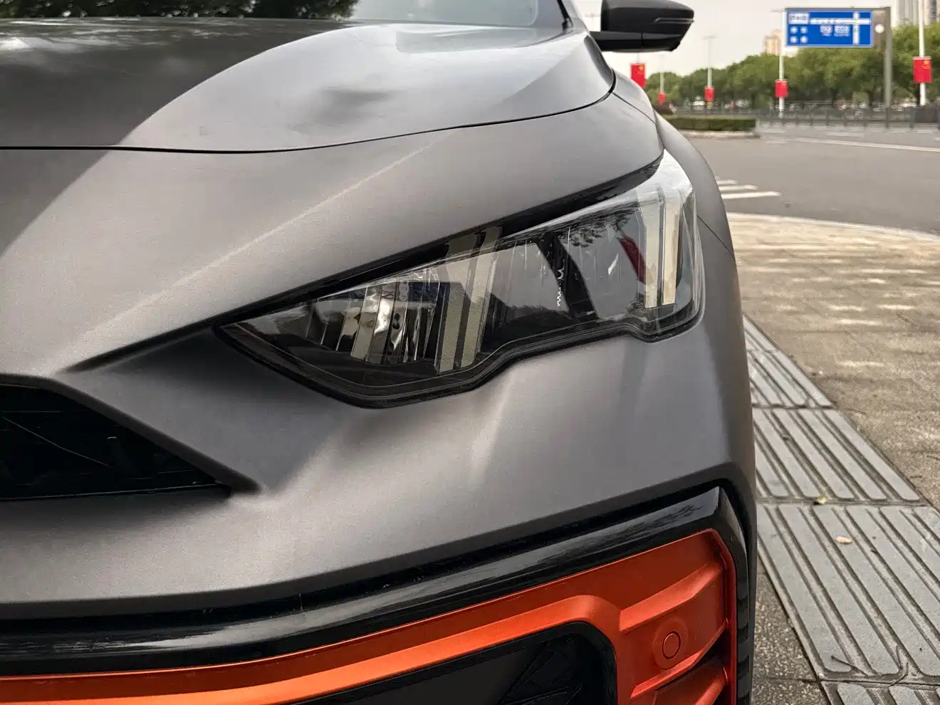 GAC Trumpchi Trumpchi Emkoo 2022 2022 270T DCT J16 R-style Track Edition