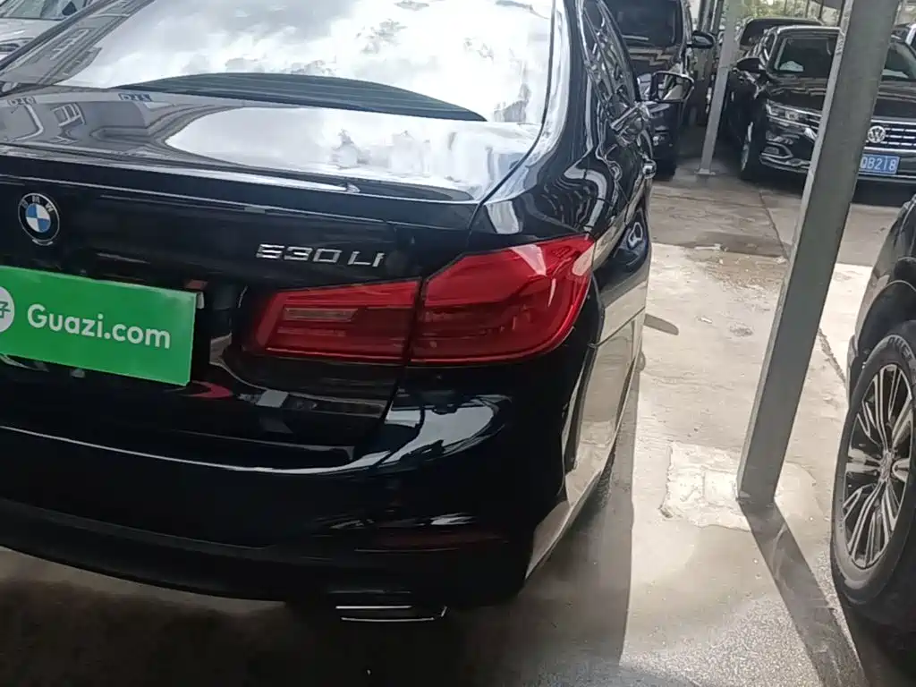 Фото 8 - BMW 5 Series