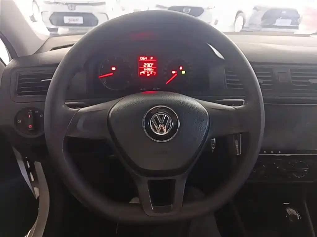 Volkswagen Santana 2016 1.6L Automatic Trend Edition фото 11