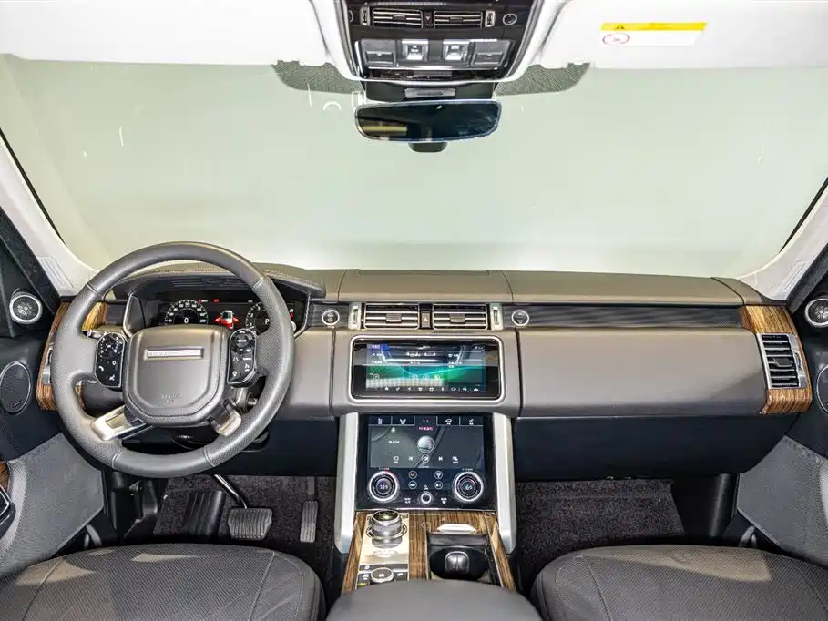 Land Rover Range Rover 2019 3.0 SCV6 Heritage Edition фото 9