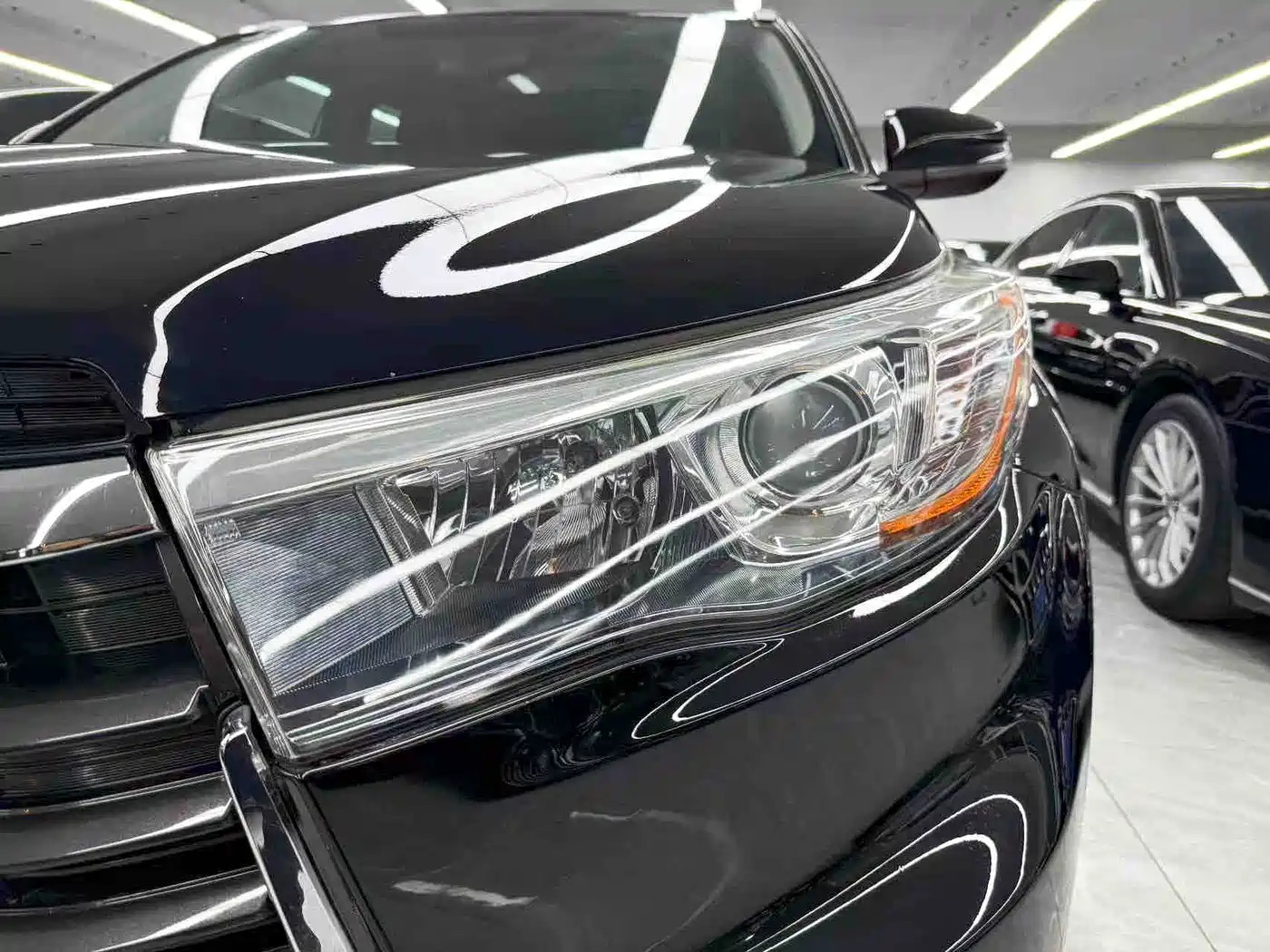 Toyota Highlander 2017 2.0T 4WD Premium 7-Seater фото 16
