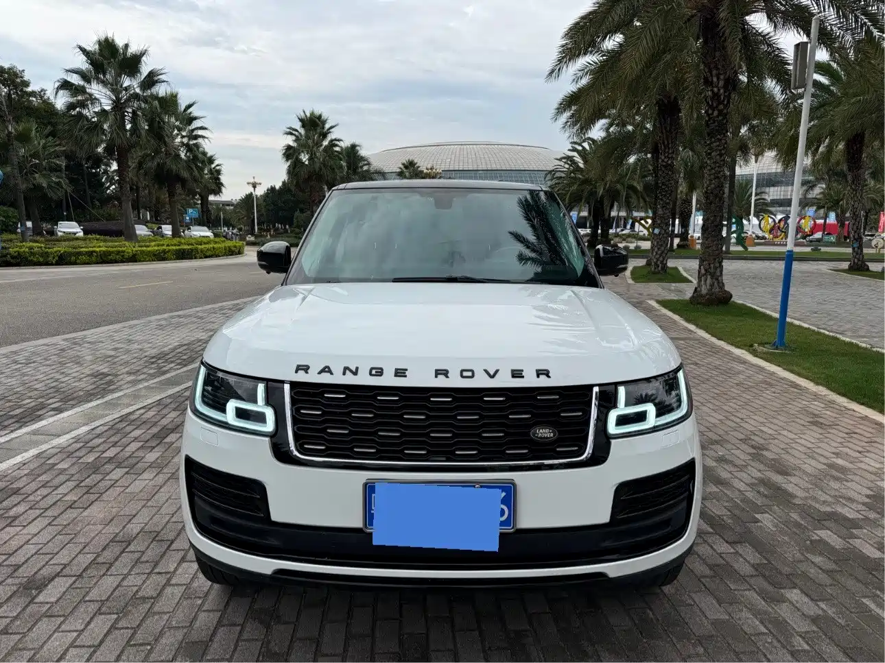 Land Rover Range Rover 2015 3.0 TDV6 Vogue фото 2