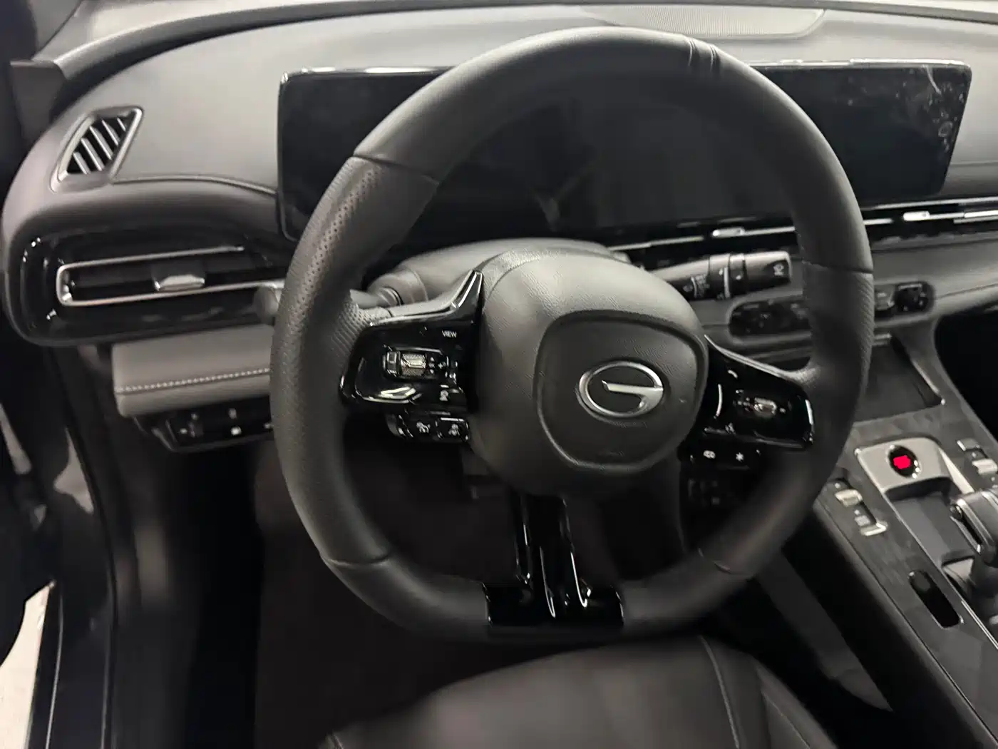 GAC Trumpchi Trumpchi Emkoo 2024 Model 270T DCT Shadow Leopard S Edition фото 16