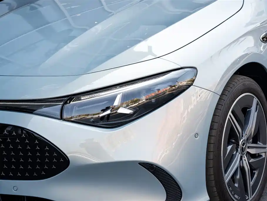 Mercedes-Benz CLA New Energy 2025 300L Dynamic Version фото 13