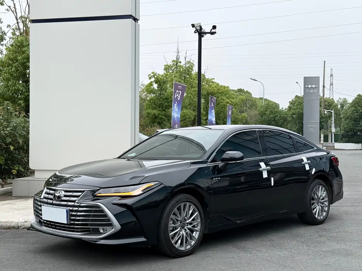 Toyota Avalon 2024 Model Hybrid 2.0L Prestige Edition