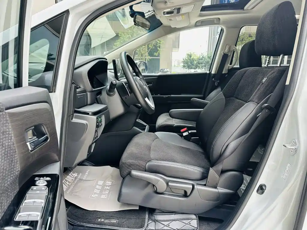 Honda Elysion 2026 2025 2.0L e:HEV Base Model