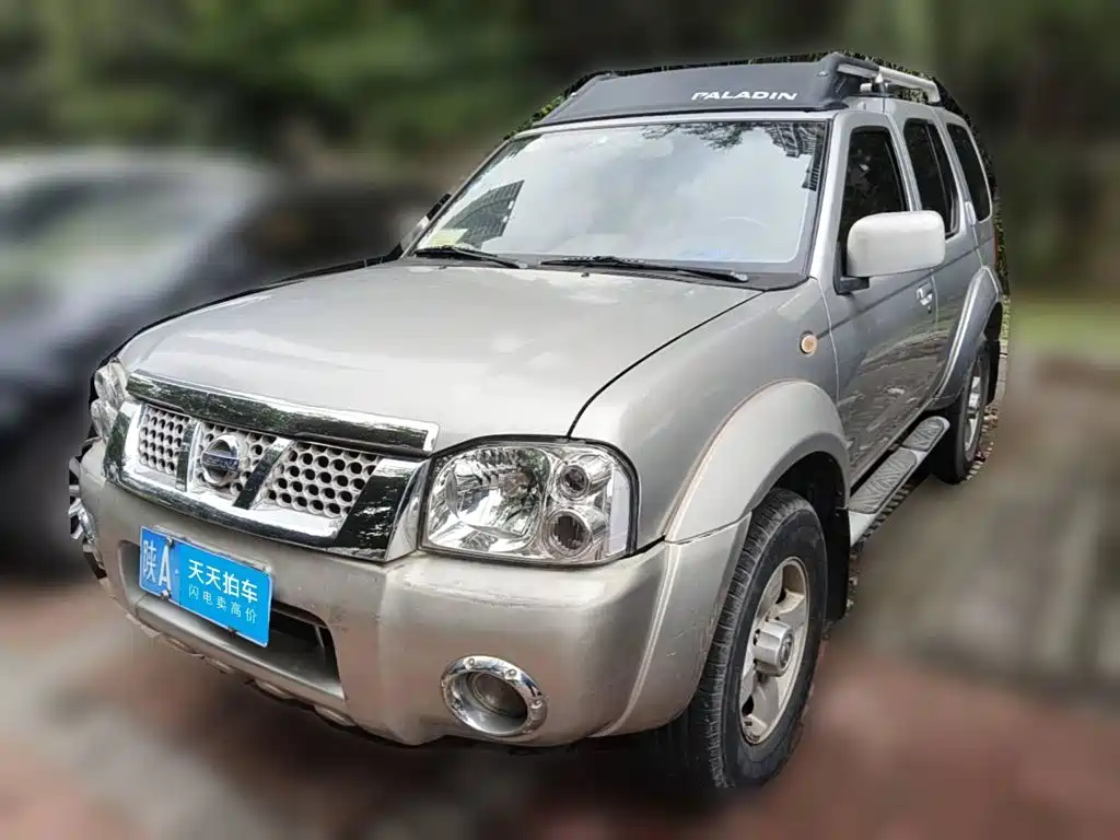 Nissan Paladin 2014 2013 2.4L 2WD Standard China V