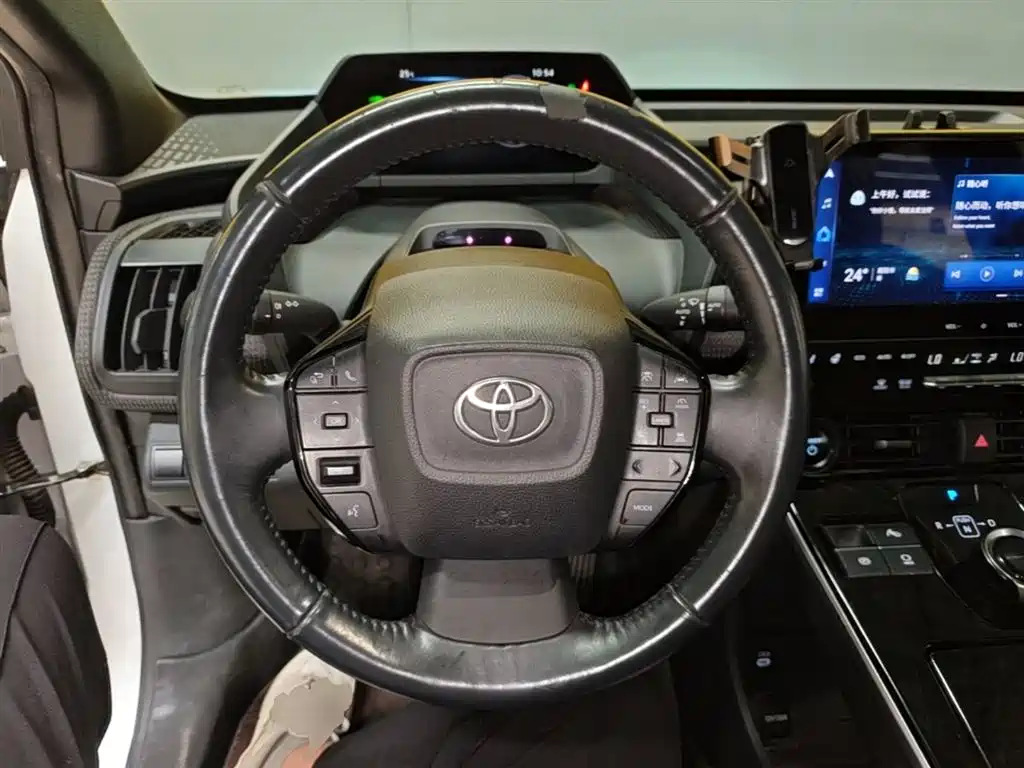 Toyota GAC Toyota bZ4X 2022 Long Range Pro фото 11
