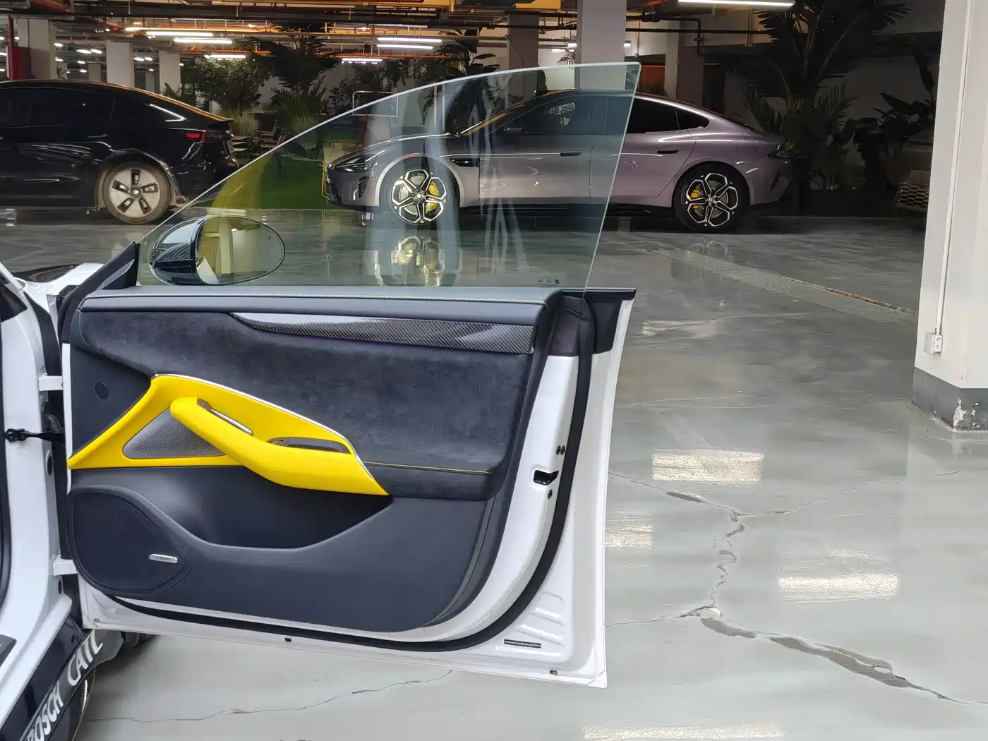 XIAOMI CAR XIAOMI SU7 ULTRA