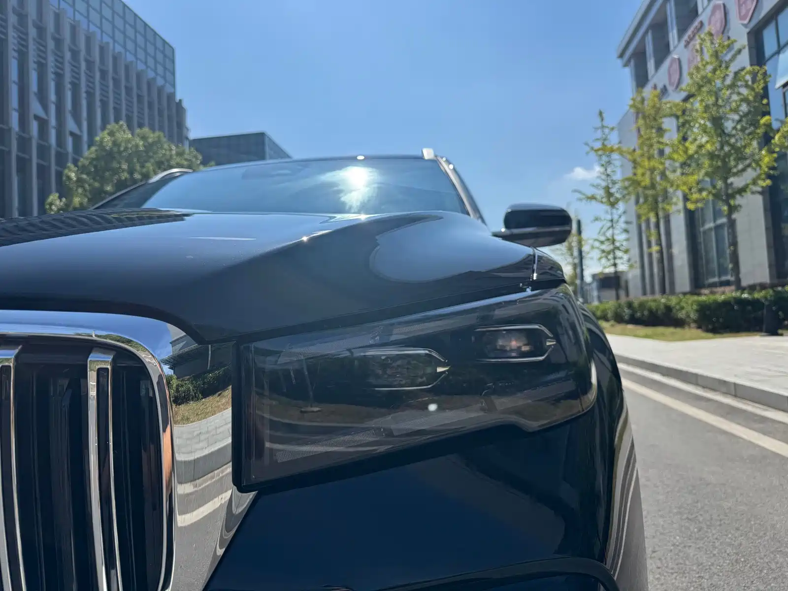 Фото 2 - Geely Monjaro