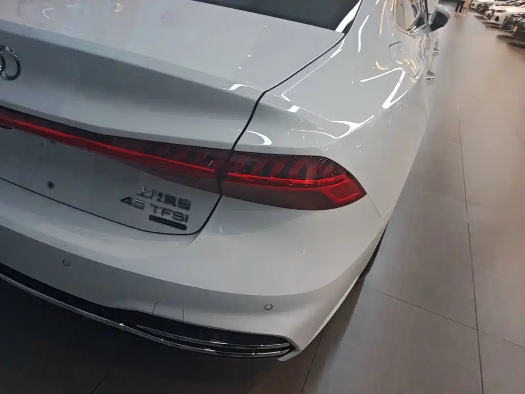 Audi A7L 2025 2024 45 TFSI quattro Premium Luxury