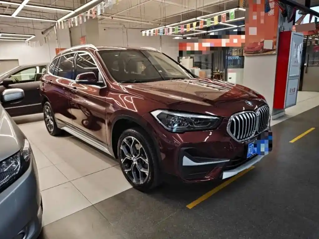 Photo 2 - BMW X1