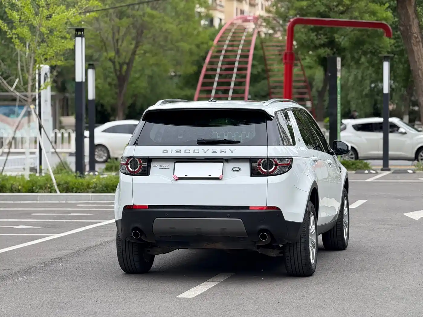 Land Rover Discovery Sport 2016 2.0T SE фото 17