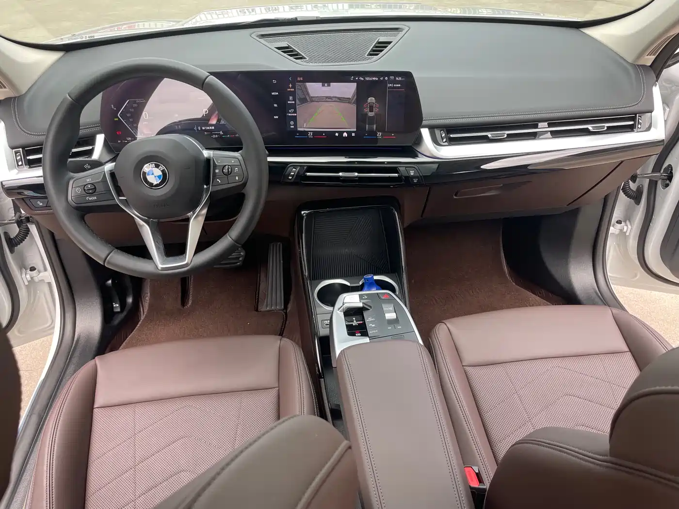 BMW X1 2023 sDrive20Li X Design Package фото 16